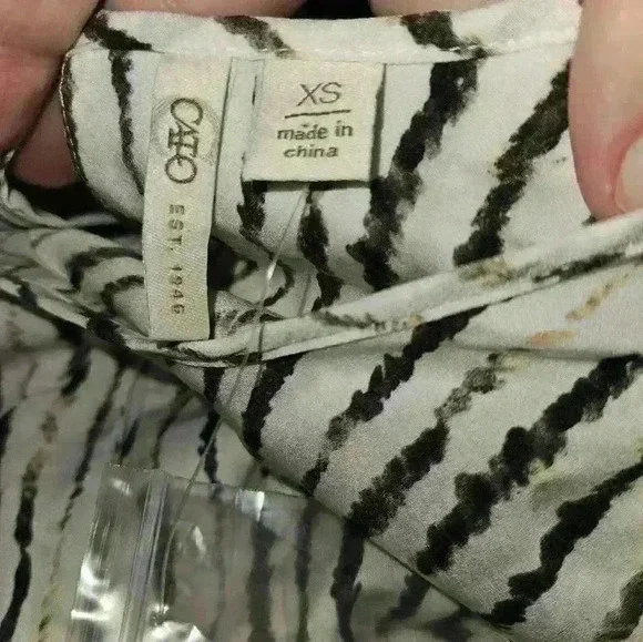Cato Womans Blouse Size XS. - Picture 10 of 10